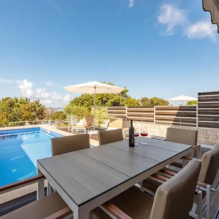 Lantana Zadarvillas Villa Petrcane